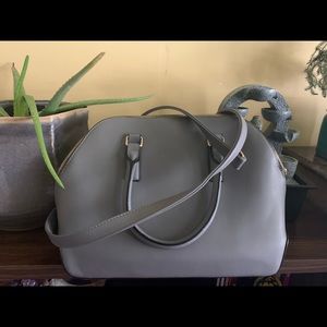 Large purse with 3 sections